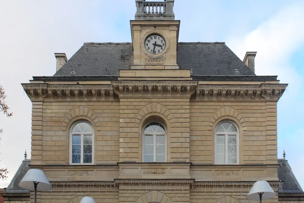 Hôtel de Ville de Gentilly (94250), commune desservie par Allo Nuisible Express