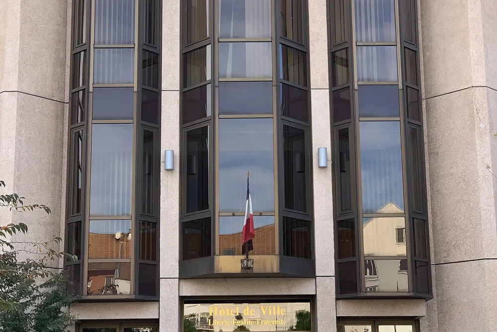 Hôtel de Ville de Thiais (94320), commune où Allo Nuisible Express est basée