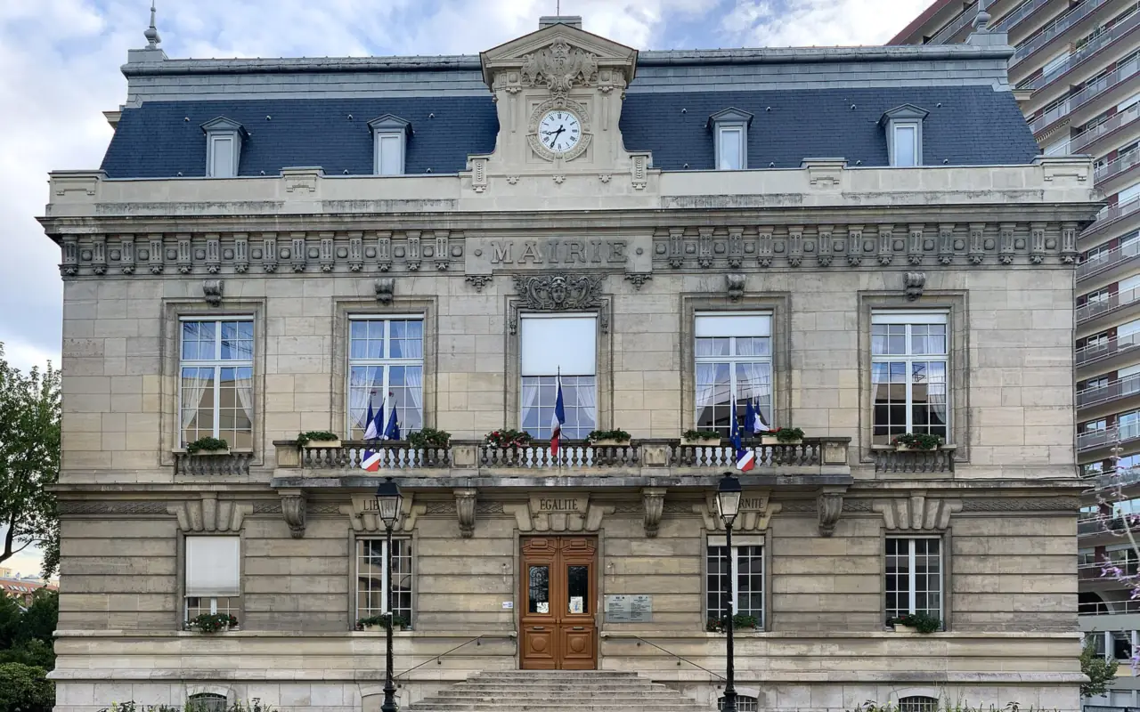Hôtel de Ville de Vanves (92170), commune desservie par Allo Nuisible Express